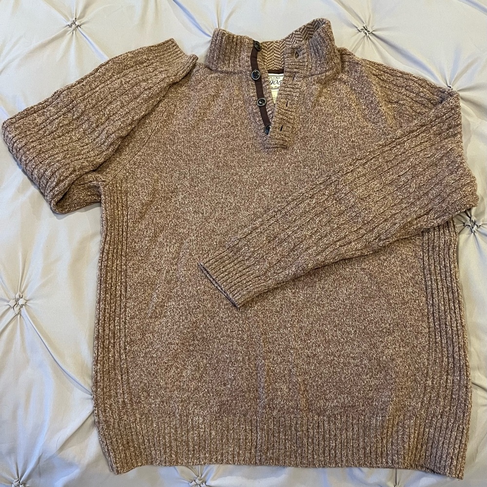 Set of 2 Jos A Banks Men’s Sweaters Sz L Like New!